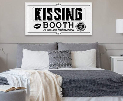 Kissing Booth - Canvas